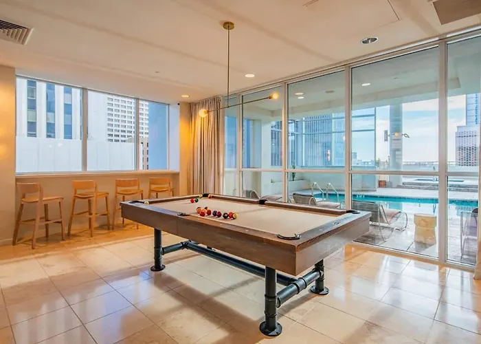 Upscale Phx Pool Gym Balcony Wd Parking *
