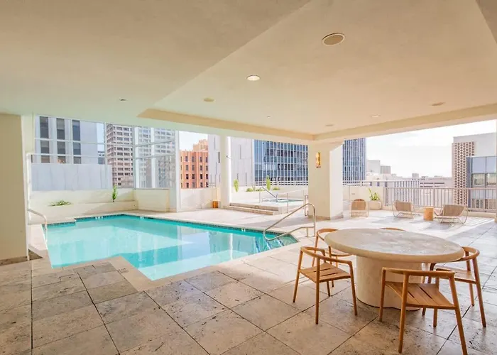Upscale Phx Pool Gym Balcony Wd Parking Apartment Phoenix