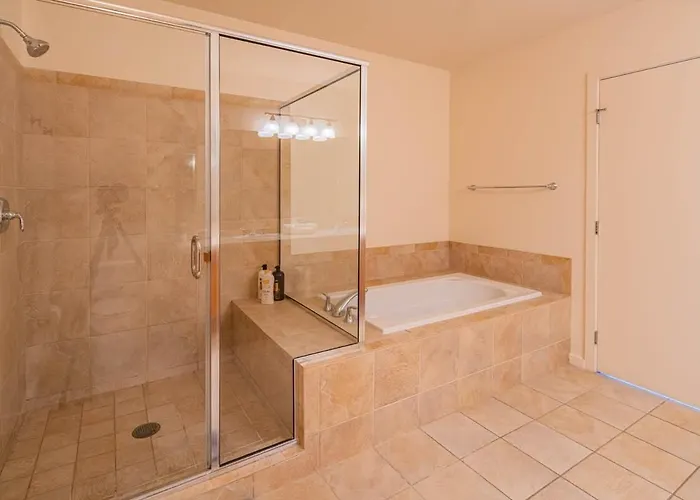 Upscale Phx Pool Gym Balcony Wd Parking * Phoenix