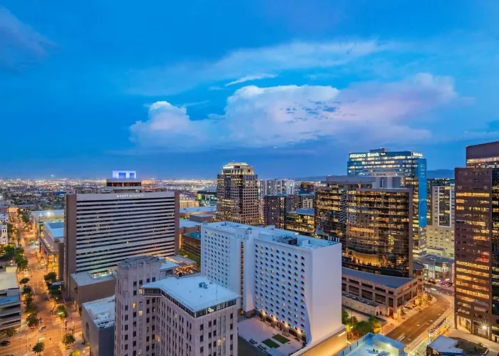 Upscale Phx Pool Gym Balcony Wd Parking Phoenix